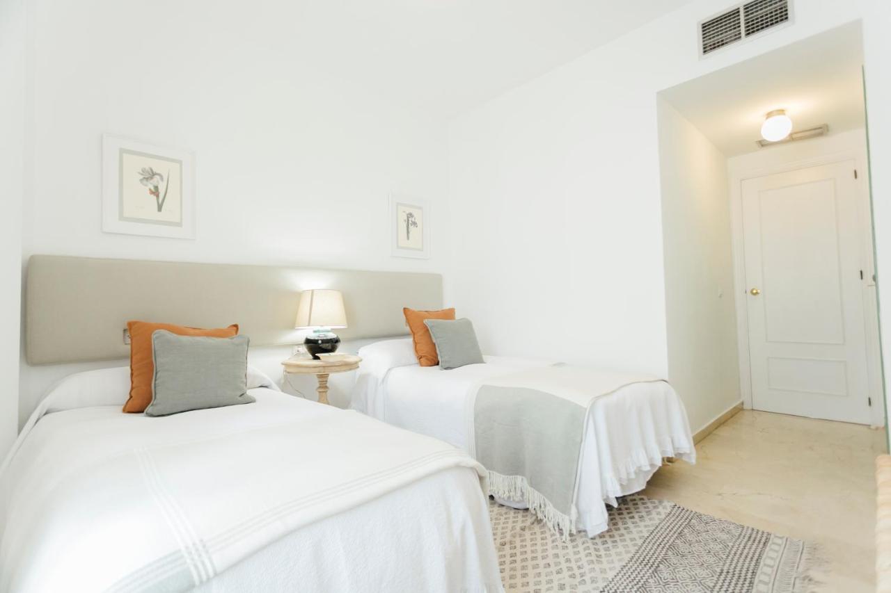 Reformed And Bright- 2Bdr 1Bth- Nervion Apartment เซบีญา ภายนอก รูปภาพ