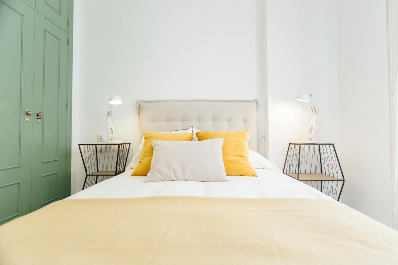 Reformed And Bright- 2Bdr 1Bth- Nervion Apartment เซบีญา ภายนอก รูปภาพ