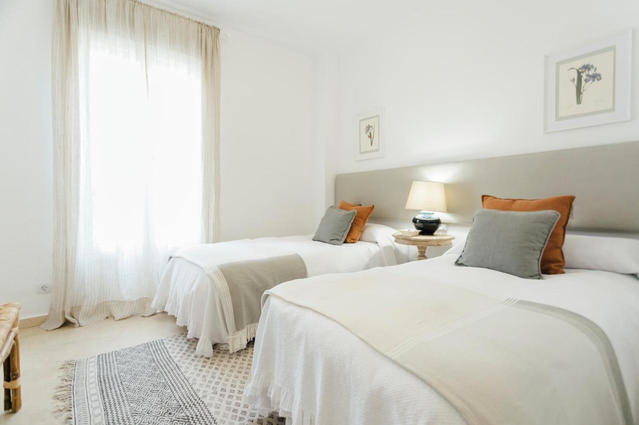 Reformed And Bright- 2Bdr 1Bth- Nervion Apartment เซบีญา ภายนอก รูปภาพ